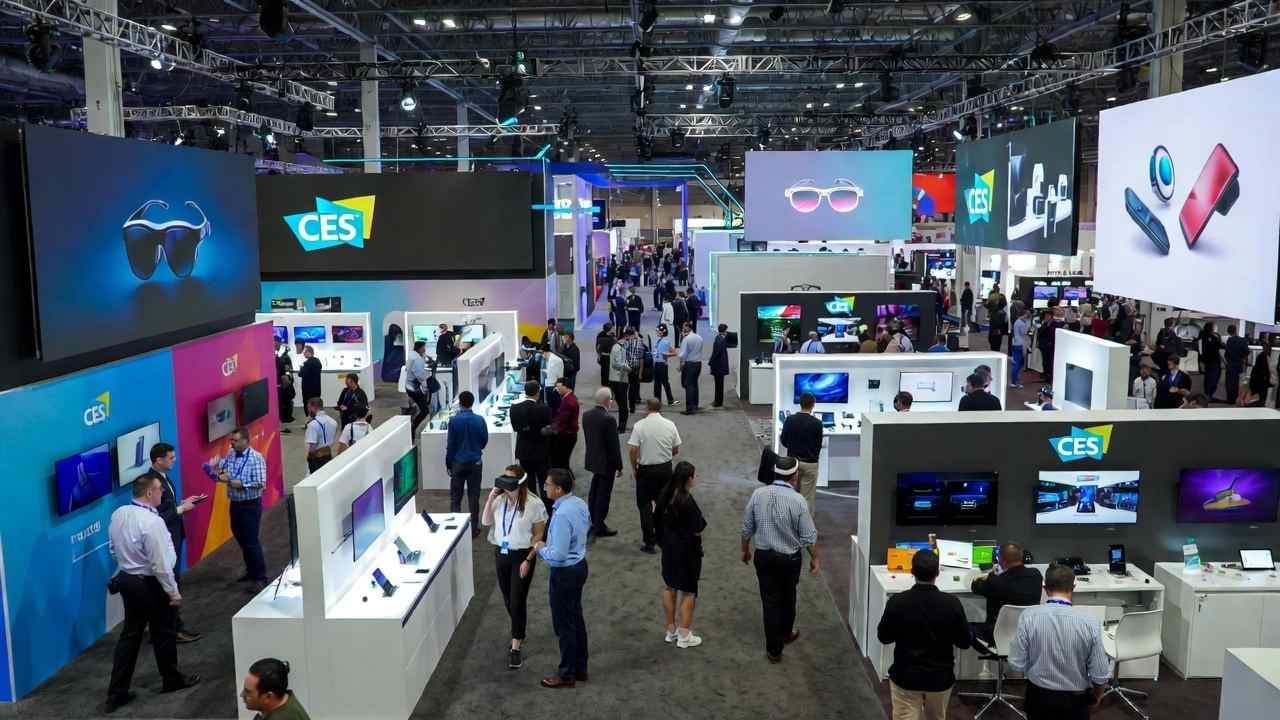 CES-2026-Tech-Trends-technology-expo-showcase-featuring-smart-glasses-displays-foldable-phone-technology-and-innovative-consumer-electronics-gadgets